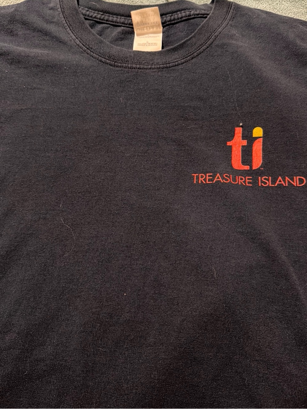 Gildan Black Short Sleeve T‑Shirt with Red & Yellow Treasure Island Logo